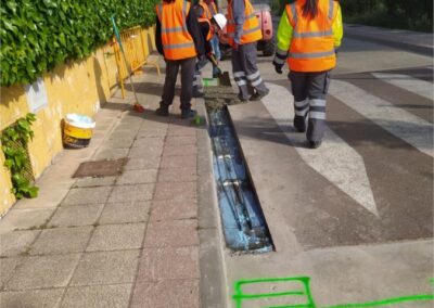 Intervención para rematar el hueco entre el paso de peatones y las aceras de las Calles B, D, E y F de la Urbanización Las Dunas