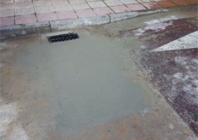 Intervención para rematar el hueco entre el paso de peatones y las aceras de las Calles B, D, E y F de la Urbanización Las Dunas